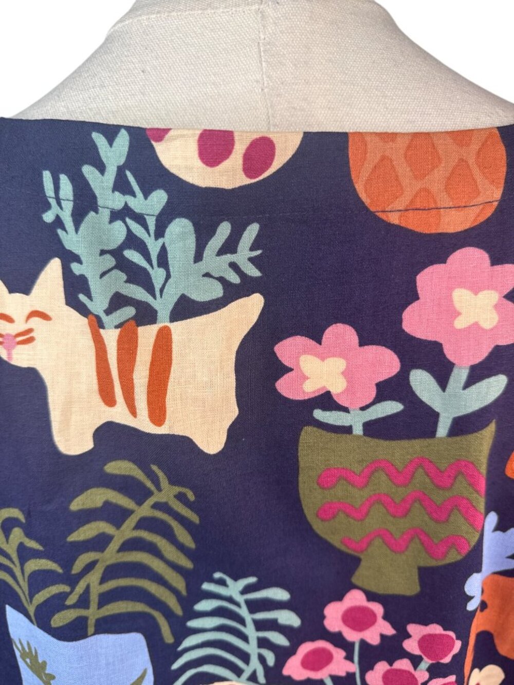 Princess Highway Size 10 Cat Vase Print Top Relaxed Fit Short Sleeve New This ne - Picture 9 of 13
